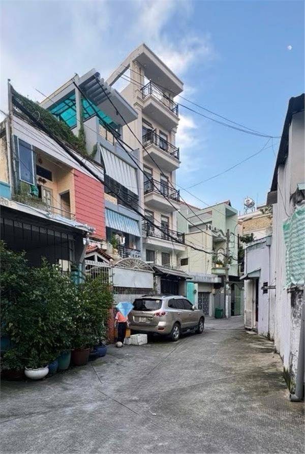 Bán nhà hẻm xe hơi Lê Quang Định, Gò Vấp, 60m², 4 tầng, 5 phòng ngủ, thu nhập 25tr/th, nhỉnh 6 tỷ TL